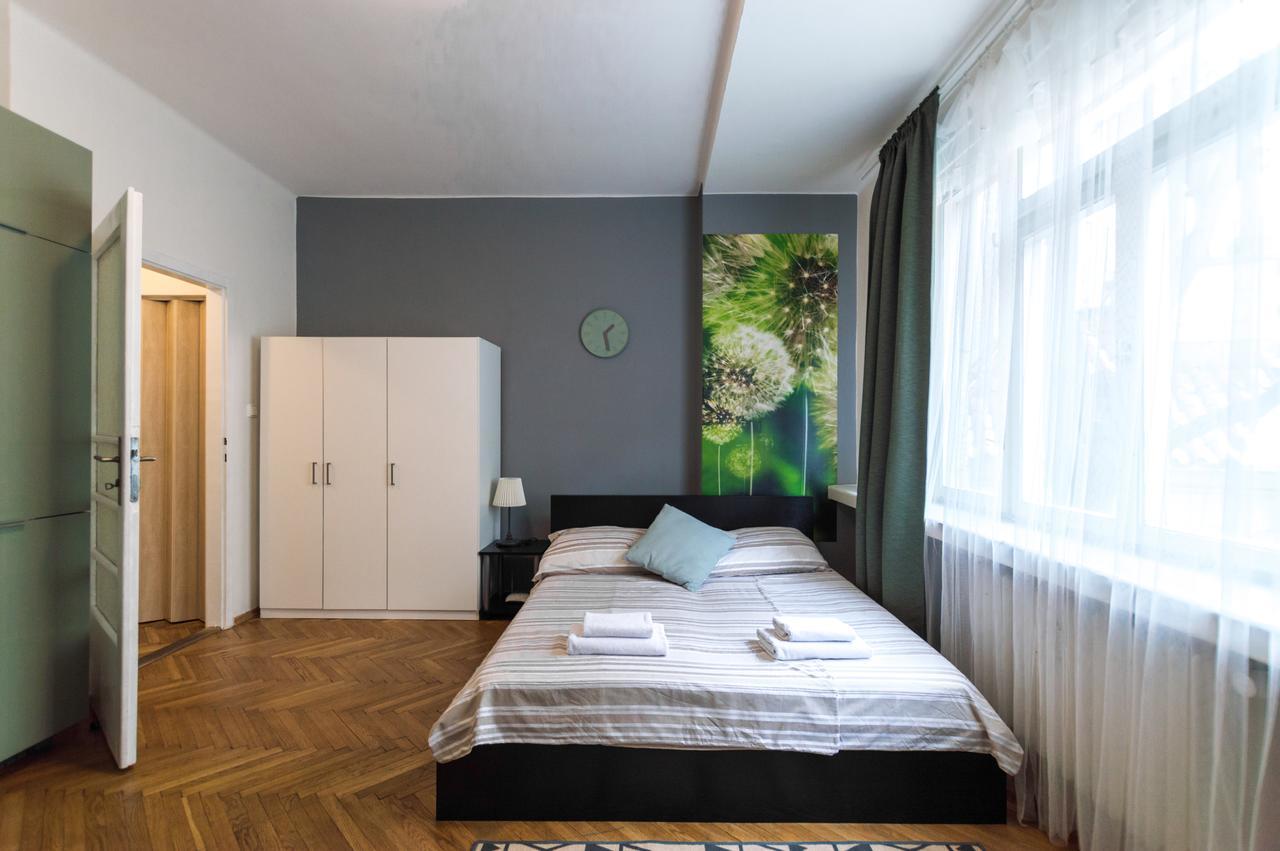 Prague Apartments Buitenkant foto